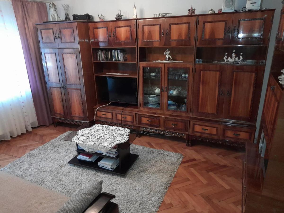 Apartament Straja - Lupeni  Exteriér fotografie